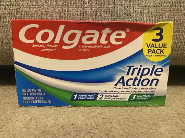 Colgate Triple Action Toothpaste 6 oz - 3 Pack