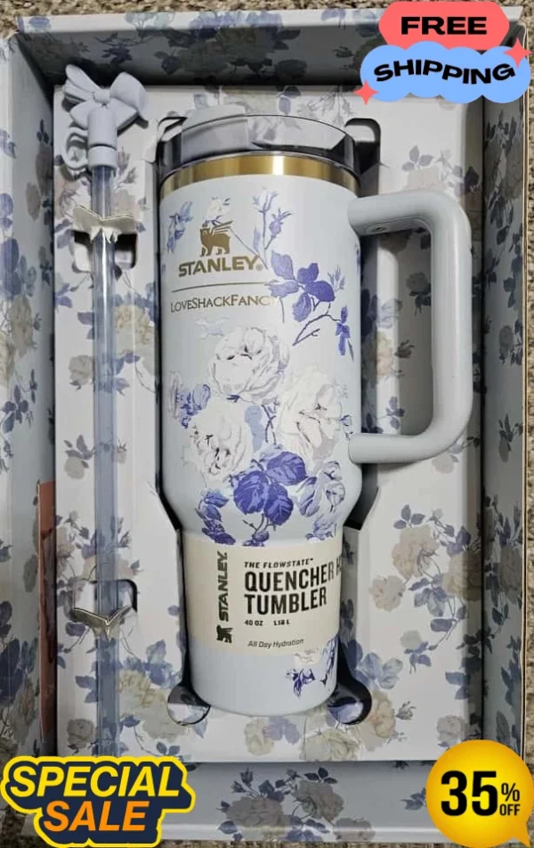 Stanley x LoveShackFancy 40 oz Quencher H2.0 Tumbler Rosa Beaux Blue Holiday Edition with Box New