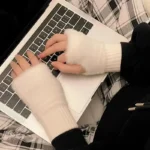 New Women's Half-Finger Gloves - Soft & Warm for Winter, Luxury Solid-Color Plush Knitted Fingerless Gloves - Image 2